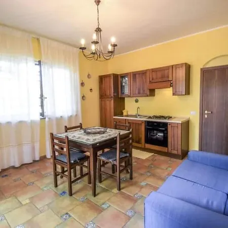Anna Apartment *